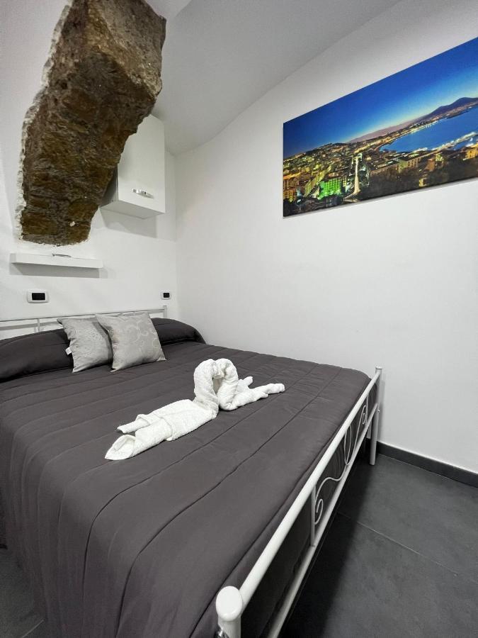 House Della Grotta Apartment เนเปิลส์ ภายนอก รูปภาพ