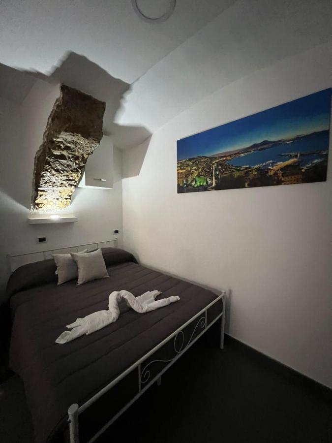 House Della Grotta Apartment เนเปิลส์ ภายนอก รูปภาพ