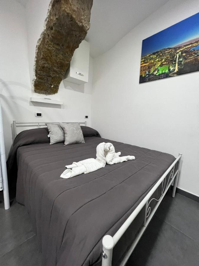 House Della Grotta Apartment เนเปิลส์ ภายนอก รูปภาพ