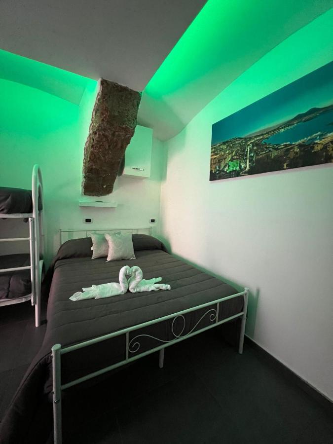 House Della Grotta Apartment เนเปิลส์ ภายนอก รูปภาพ